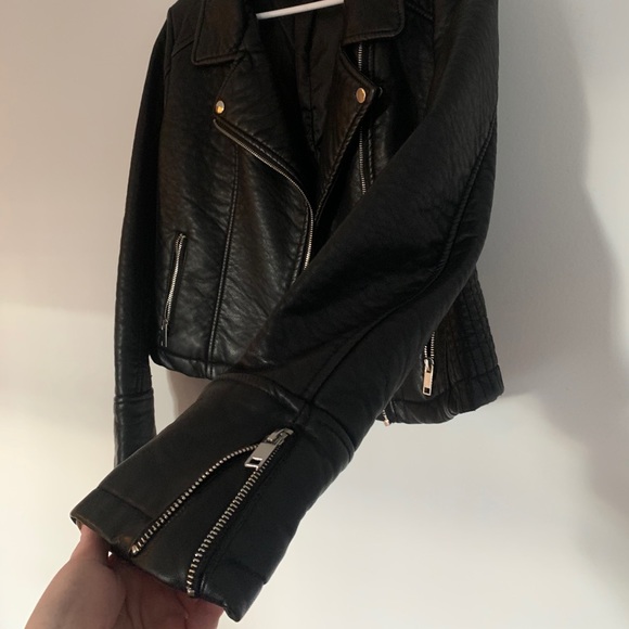 Leather Jacket - Picture 4 of 5